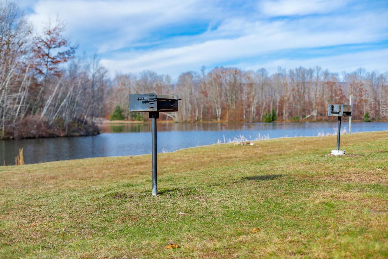 Crown Resorts At The Poconos Drums Exterior photo